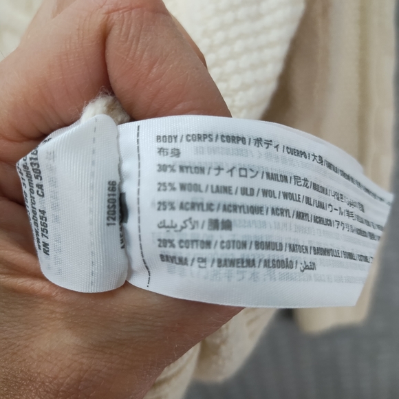 Abercrombie & Fitch Beige Cable Knit Sweater - Picture 5 of 7